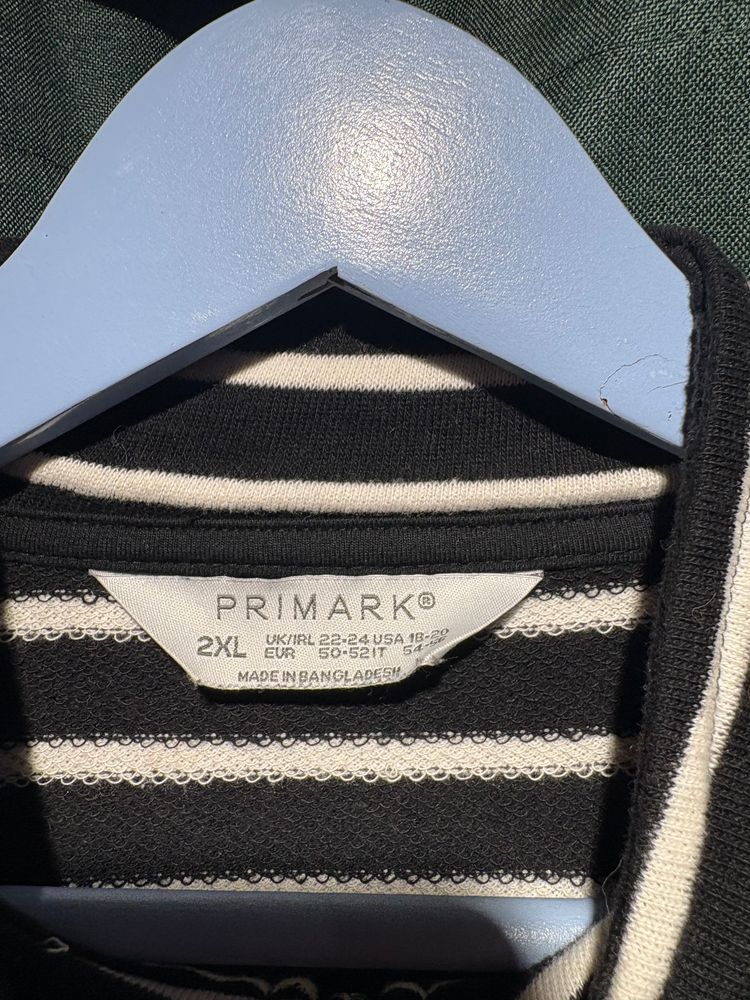 Immagine di Primark Striped Quarter-Zip Pullover 2