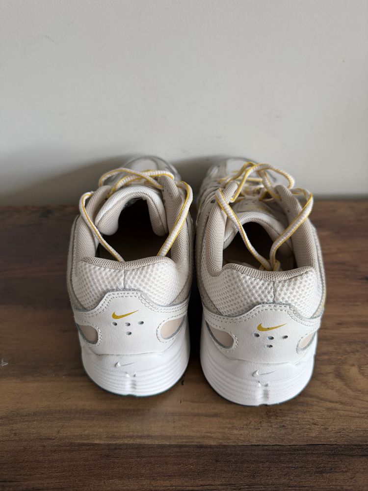 Nike Sneakers 2