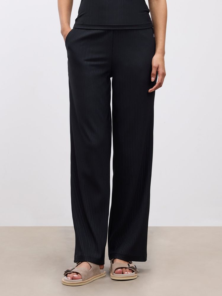 Arne - Womens Pleated Trouser - Black