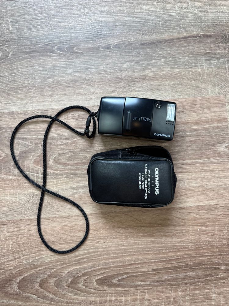 Black Olympus AF-1 Twin 35mm Point-and-shoot Film Camera
