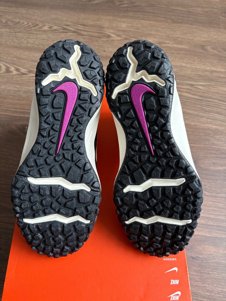Nike Terrascout (Gs) Boots image 4
