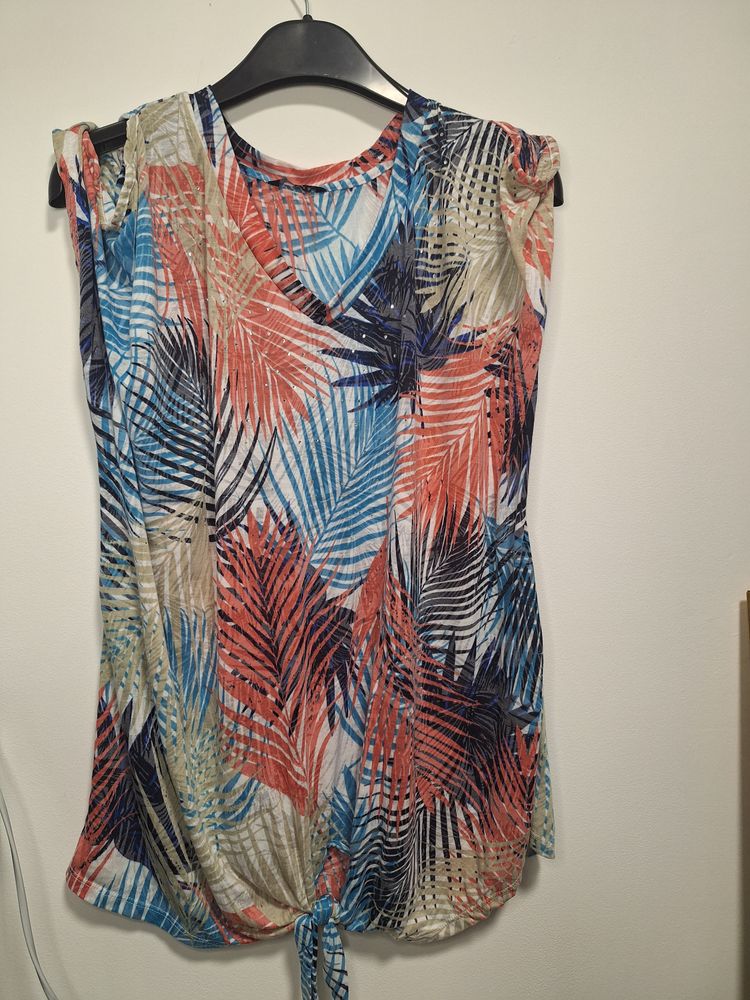 Multicolor Sleeveless Dress With Leaf Pattern 3