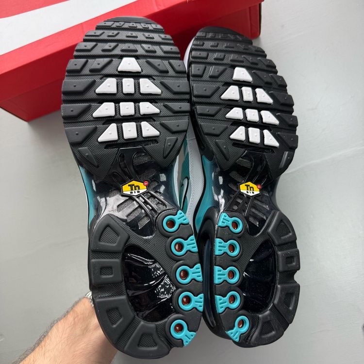 Nike Air Max Plus TN Size UK 11 Dusty Cactus Black White Trainers IU7539-345 9