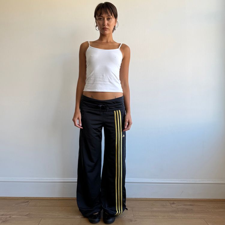Navy + yellow Adidas track pants - Size M/L obraz 1