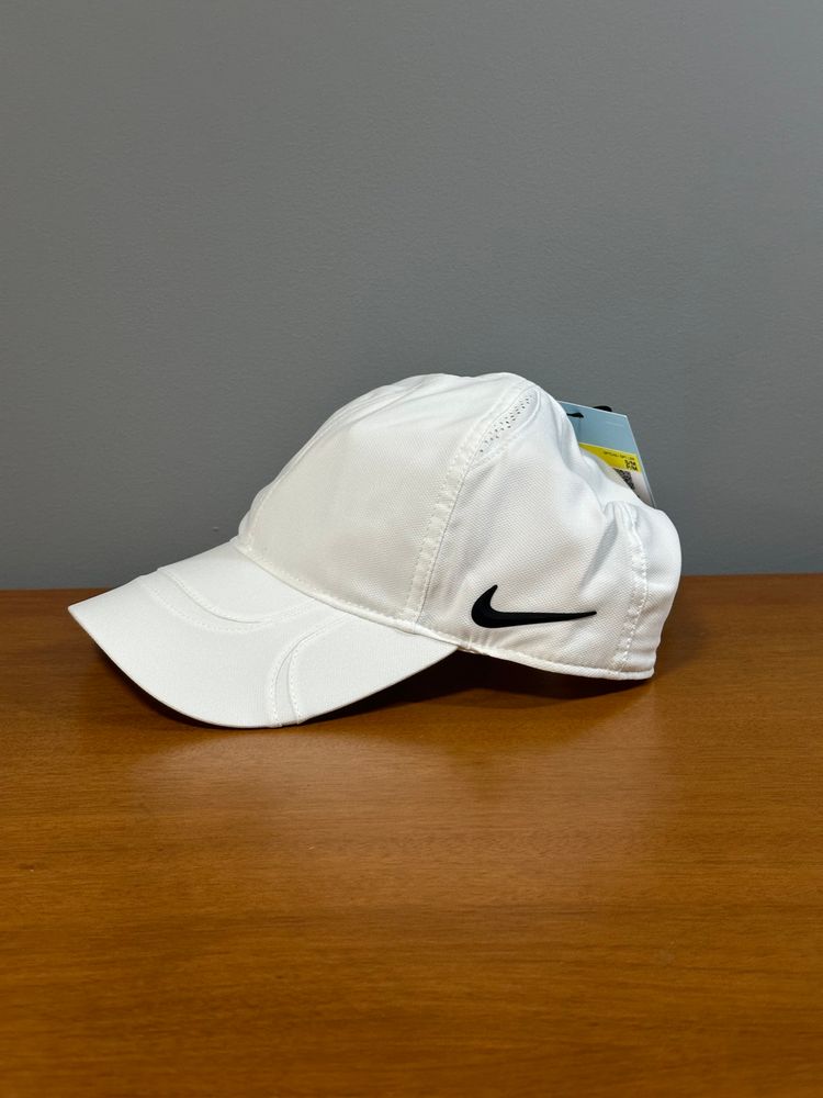 Noke Nocta White Cap 2