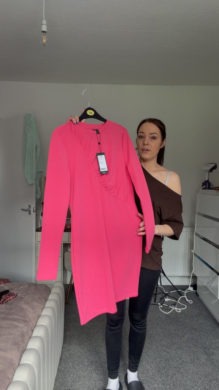 Vero Moda pink knee Lengh Dress image 1