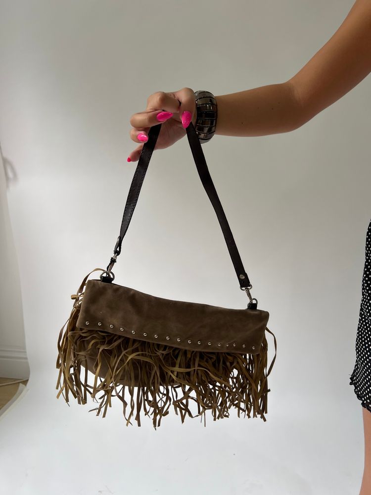 SATC drop | medium brown bag with tassels 2