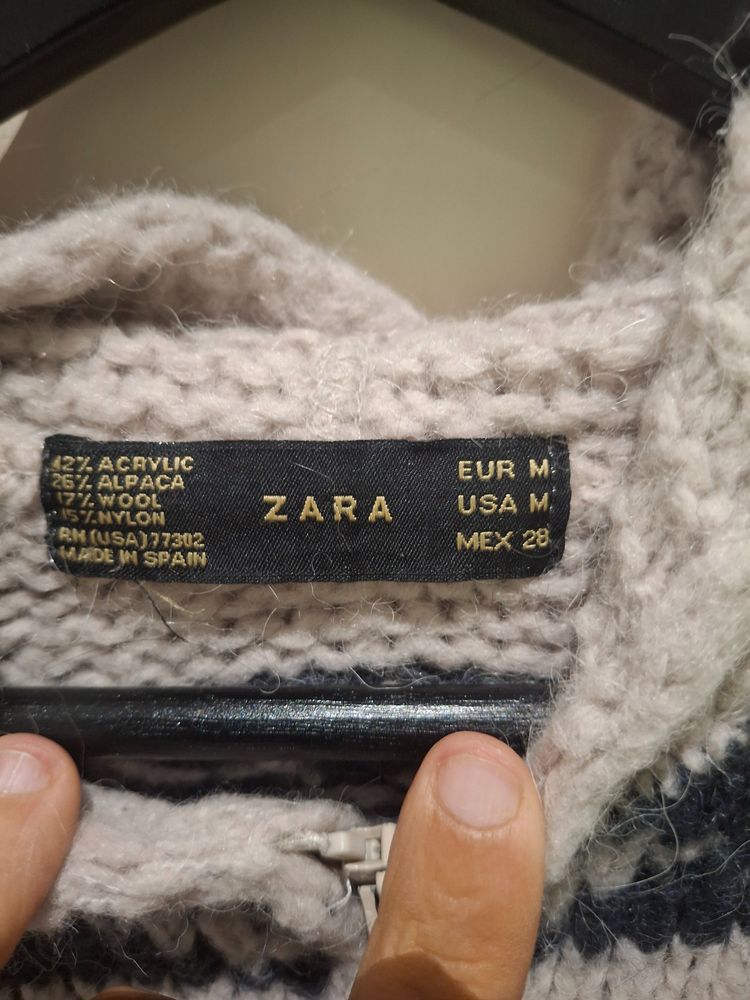 Zara Knitted Zip-Up Hoodie Sweater 3