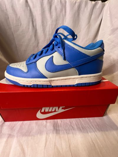 unisex Nike Dunk Low size 4.5 light silver/photo blue