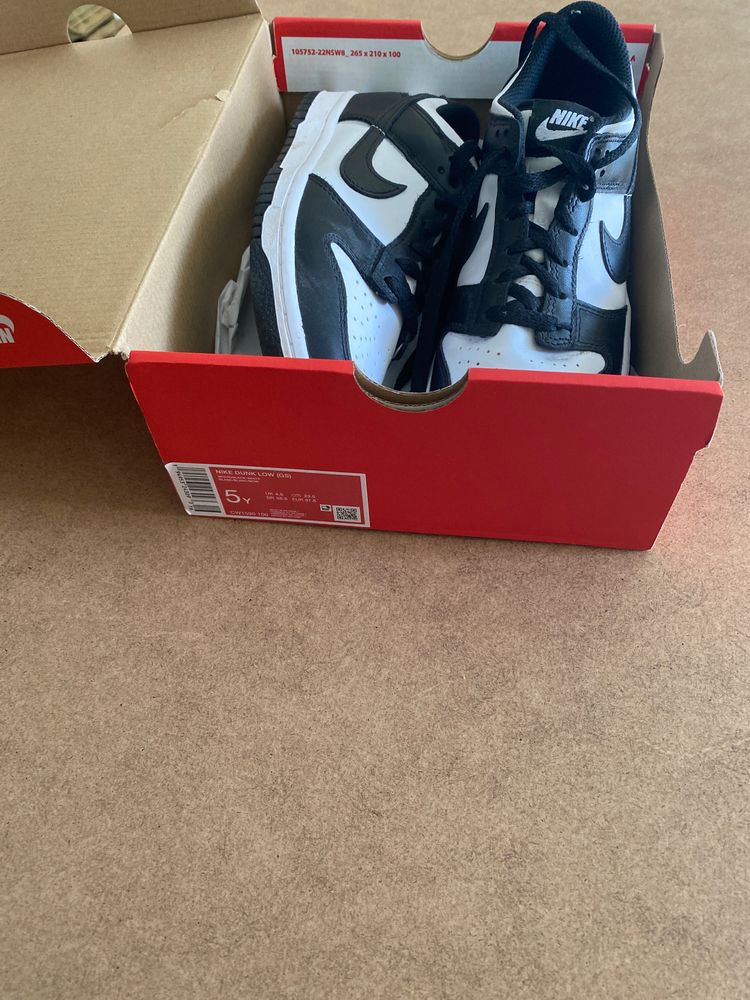 Nike Sneakers 4.5Uk Dunks  image 1