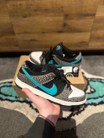 Nike Dunk SB “Atmos Elephant” U.K. 9