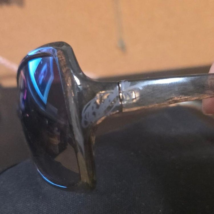 £15, Bench Sunglasses image 5