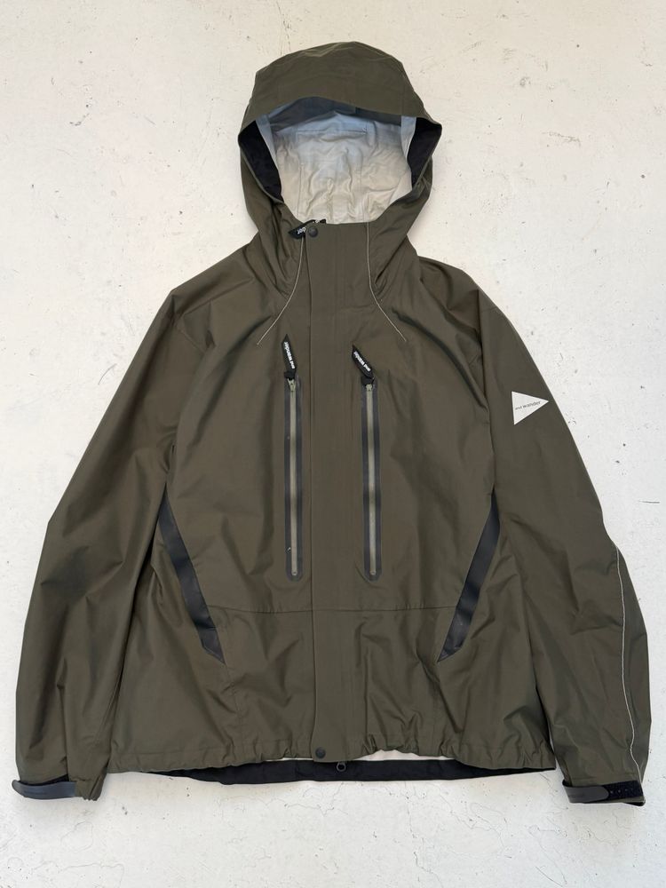 And Wander 3L Waterproof Hiking Jacket (M/L)
