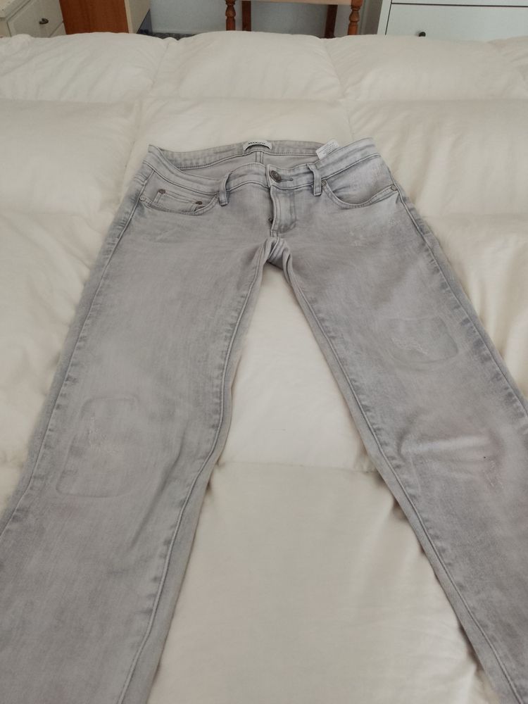 Max&Co. Grey Jeans 5