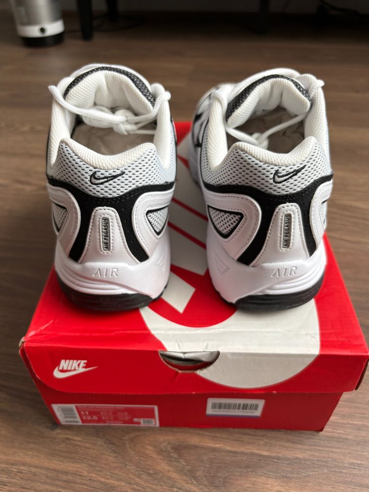 Nike Air Pegasus 2005 Sneakers 3