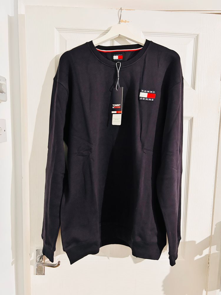 Tommy Hilfiger Black Sweatshirt bnwt