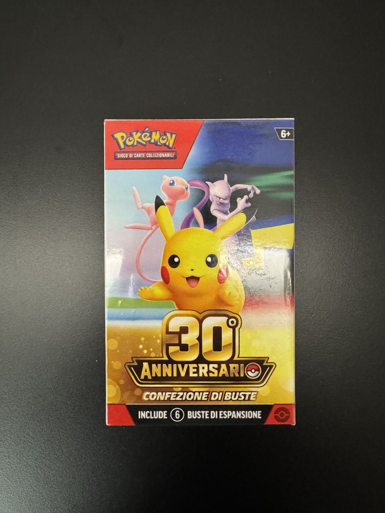 Pokémon 30Th Anniversary Bundle da 6 buste image 1