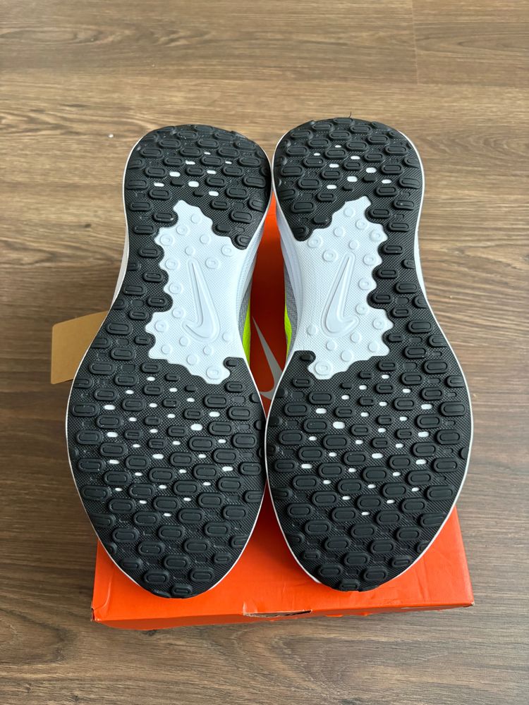 Nike Revolution 7 Running Shoes obraz 5