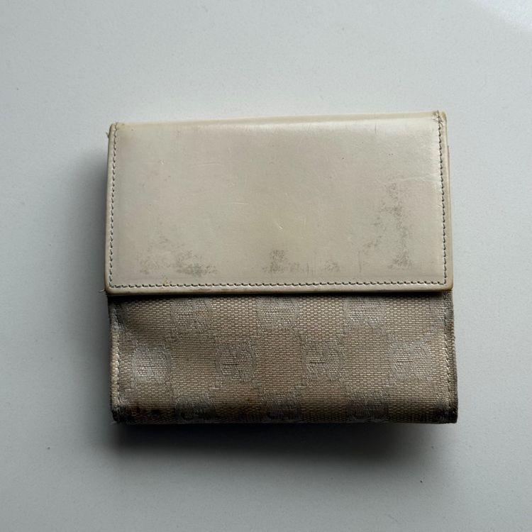 Gucci Beige Monogram Wallet 2