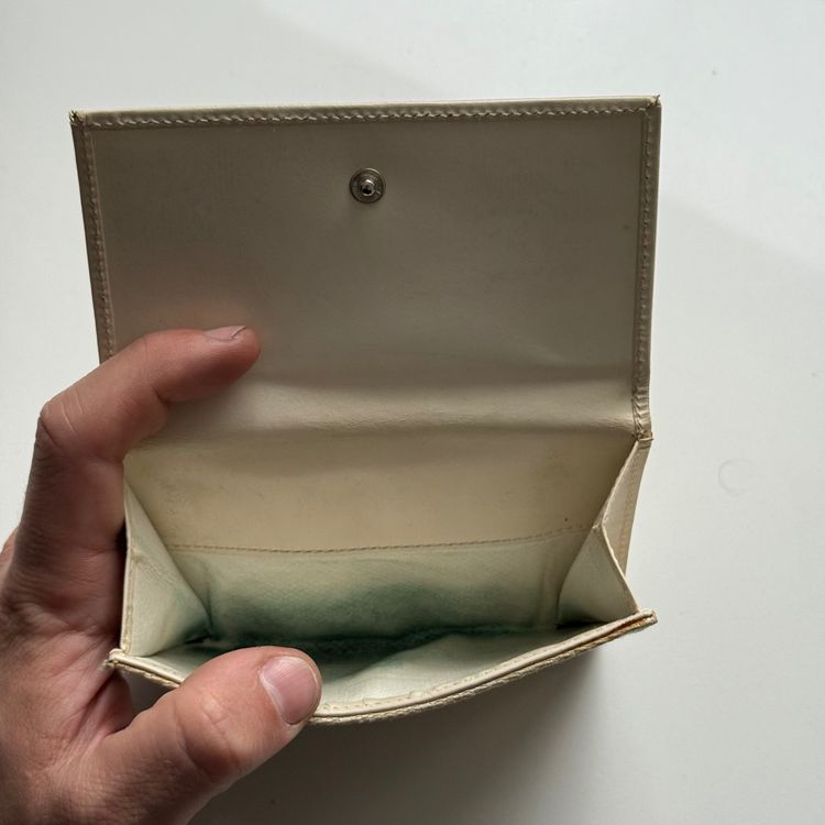 Gucci Beige Monogram Wallet 8