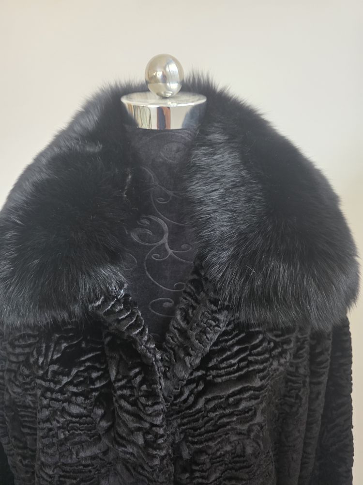 Black Fur Coat With Fox Fur Collar image 2