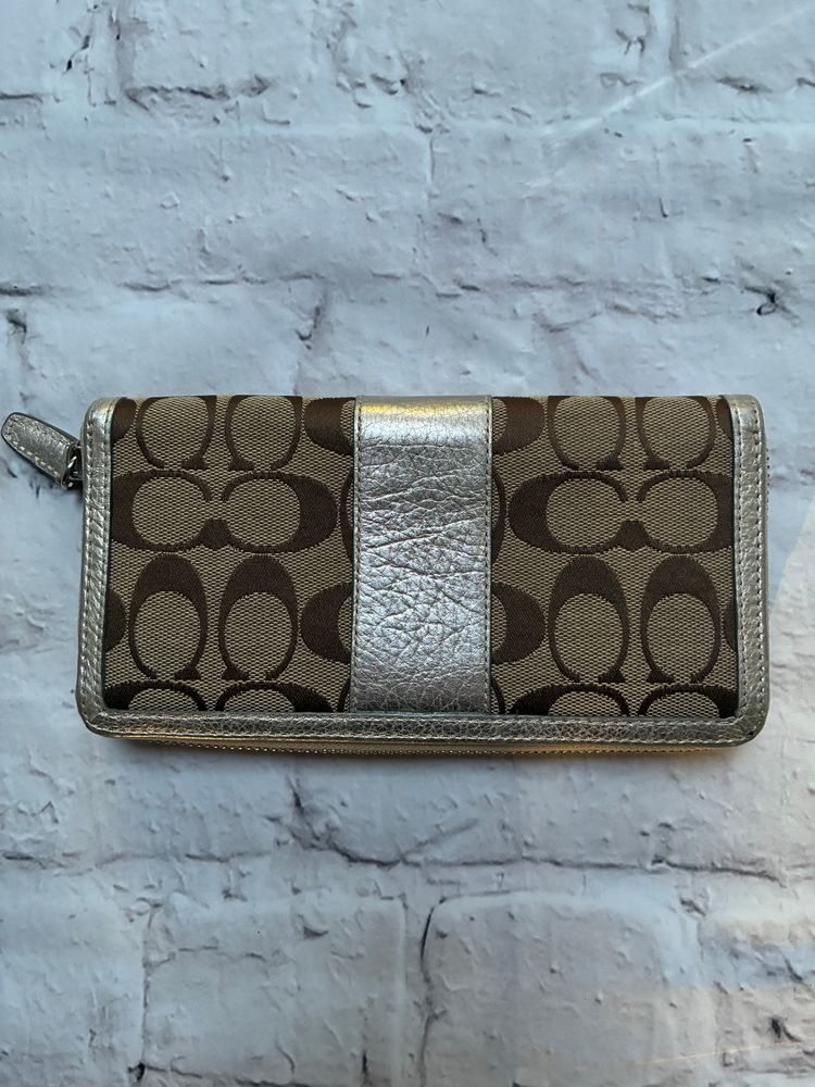 Immagine di Coach Zip-Around Wallet 2