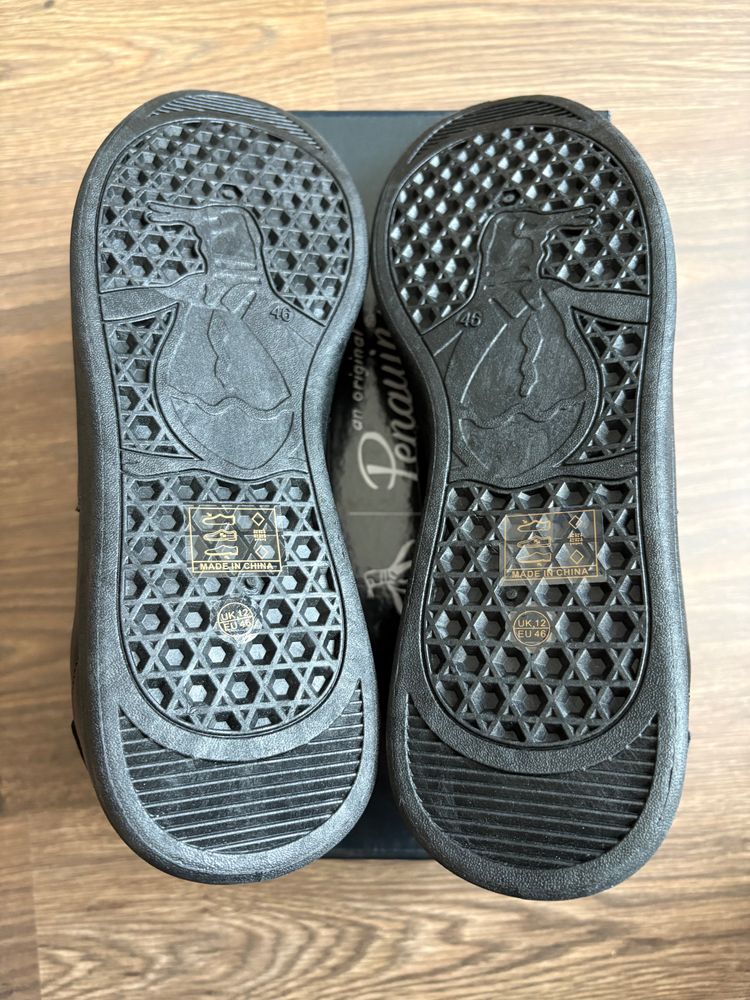 Original Penguin Black Sneakers 3