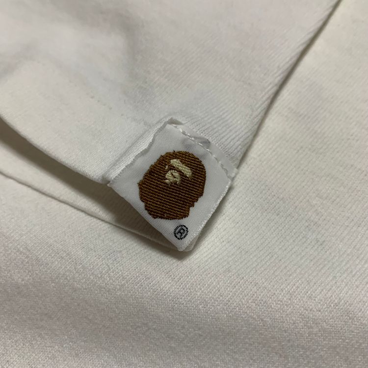 Bape Small Tee Graphic White A Bating Ape T-Shirt Vintage 90s imagen 7