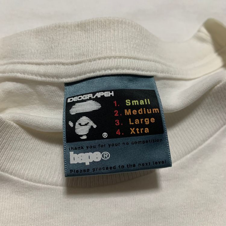 Bape Small Tee Graphic White A Bating Ape T-Shirt Vintage 90s imagen 6