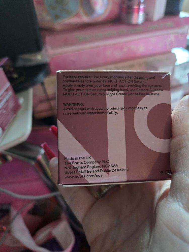 No7 Restore & Renew Face & Neck Multi Action Spf15 Day Cream 5
