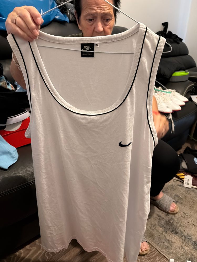 Nike Sleeveless Tank Top image 1