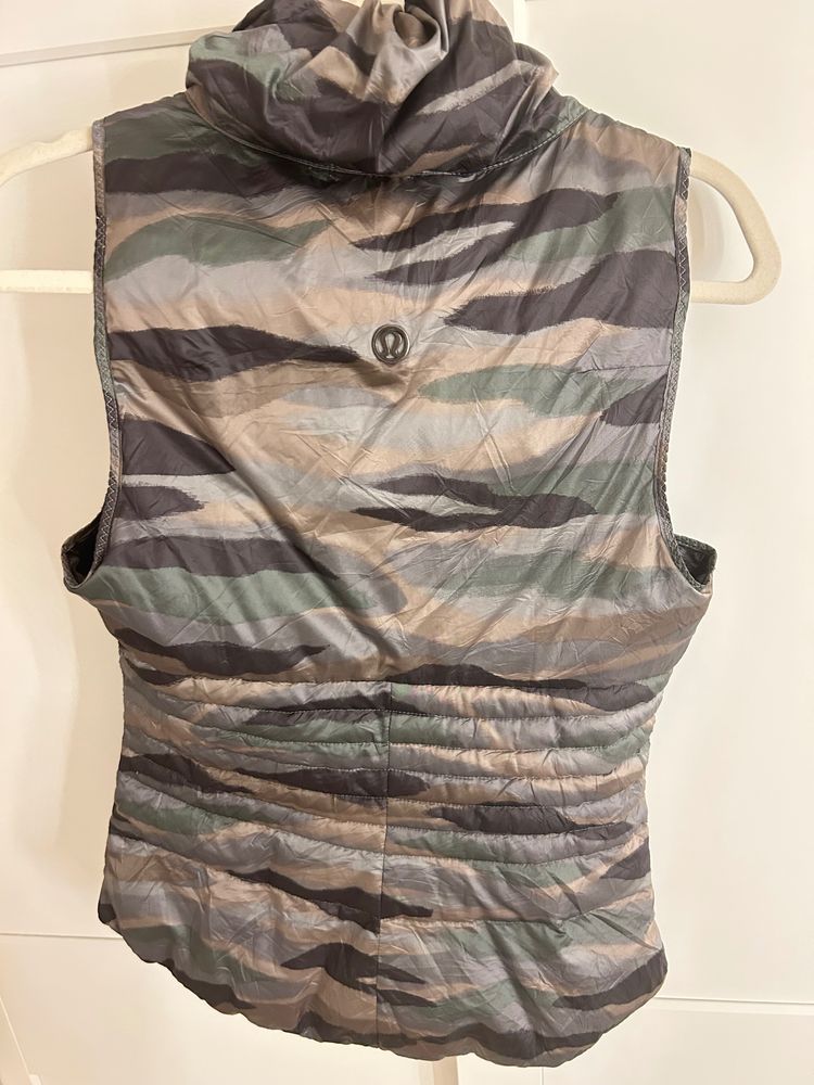 Lululemon Athletica Sleeveless Puffer Vest 2