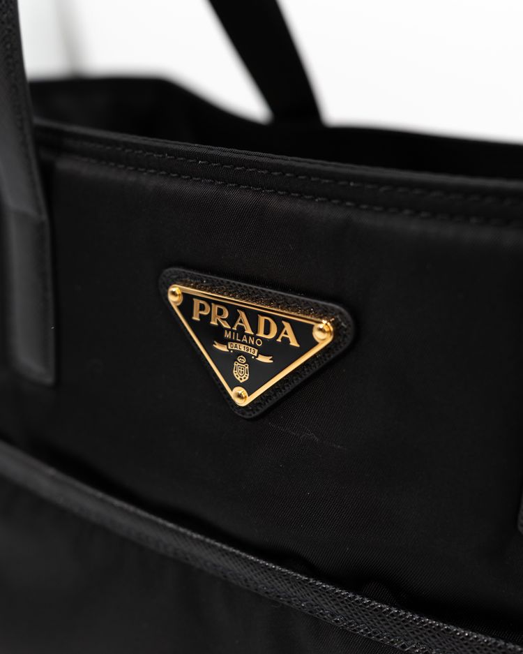 Prada Borsa Tote Re-Edition 1978 Large Re-Nylon Nera — Pre-owned Autentica imagen 5