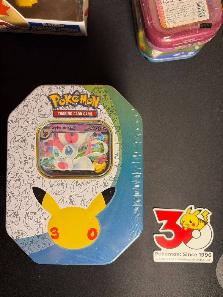TIN SYLVEON 30esimo (NO SEALED) image 1