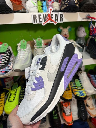 Nike Air Max Sneaker 11.5 U.K. new replacement box