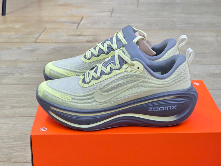 Nike Vomero Plus Se Sneakers Size 6.5 , 6 , 7.5- Nike Vomero Plus SE ‘Life Lime’ (IQ3440-751) 🔥
