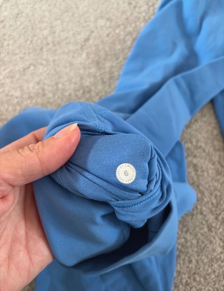 Immagine di Lululemon Blue Leggings size UK 10 4