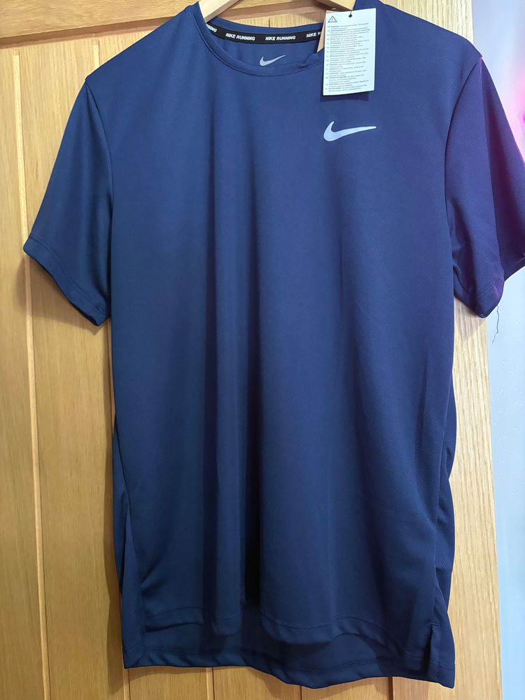 Nike Navy Short Sleeve T-Shirt