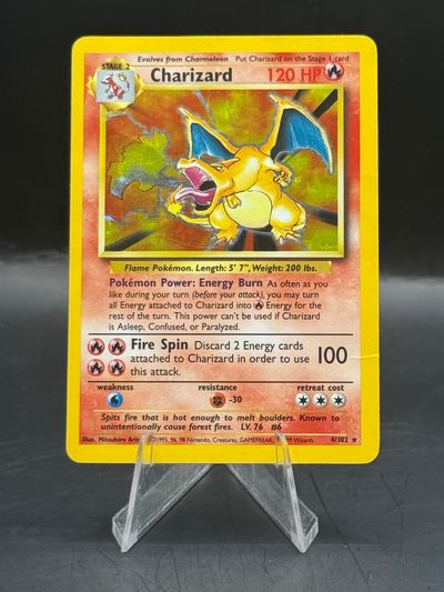 Pokemon Charizard Base Set Holo 4/102 (L/P-H/P)