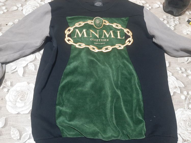 MNML Couture sweatshirt