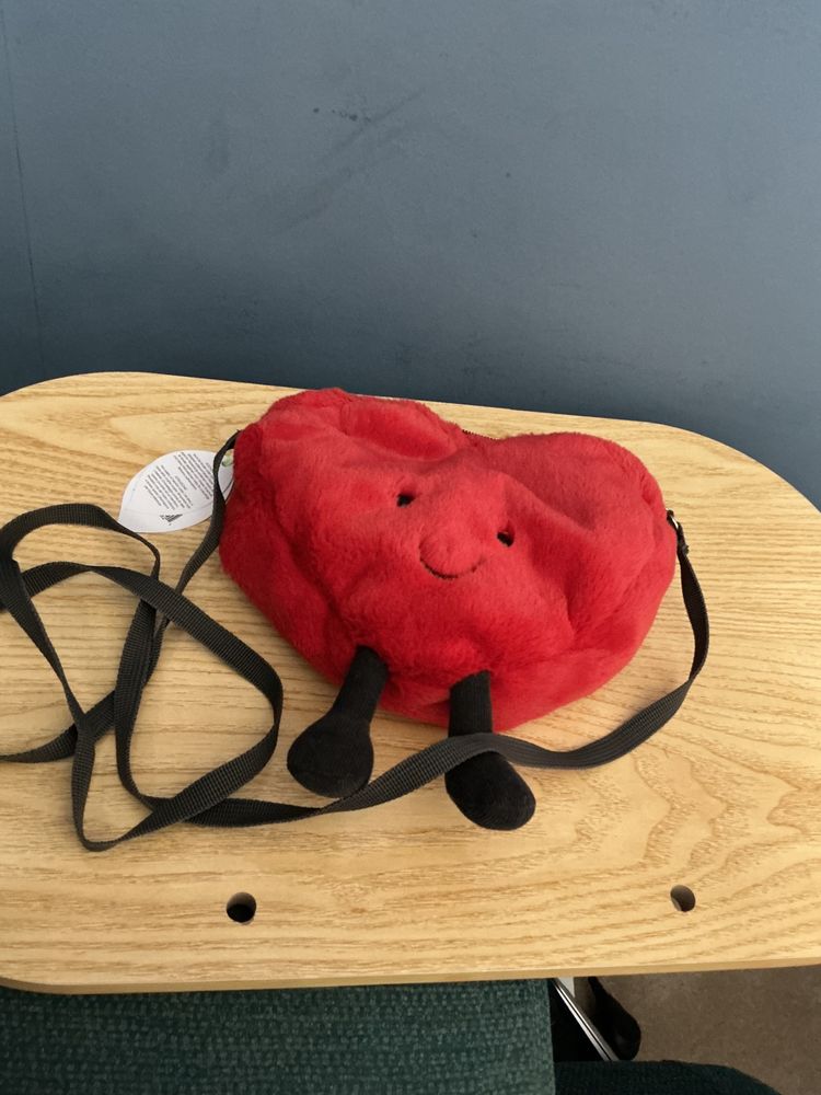 Other Amusables red heart bag product image