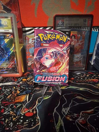 Pokémon Fusion Strike Booster Pack