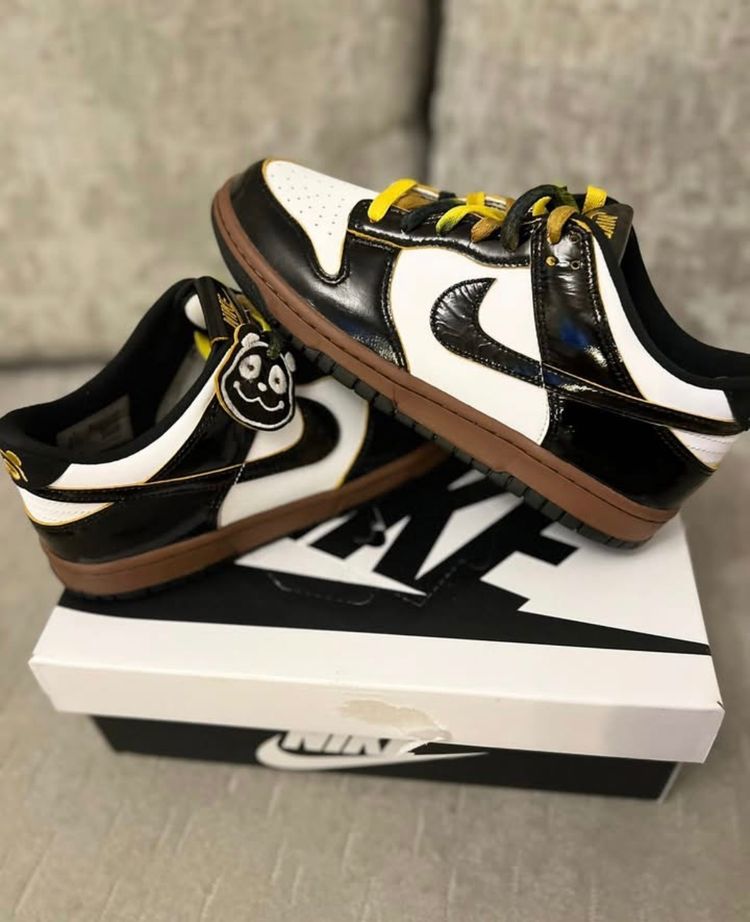 Nike Dunk Low Se (Gs) Sneakers