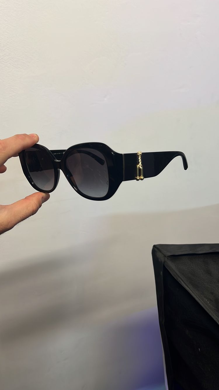 Tiffany & Co. Tiffany & Co. Black Oversized Sunglasses product image