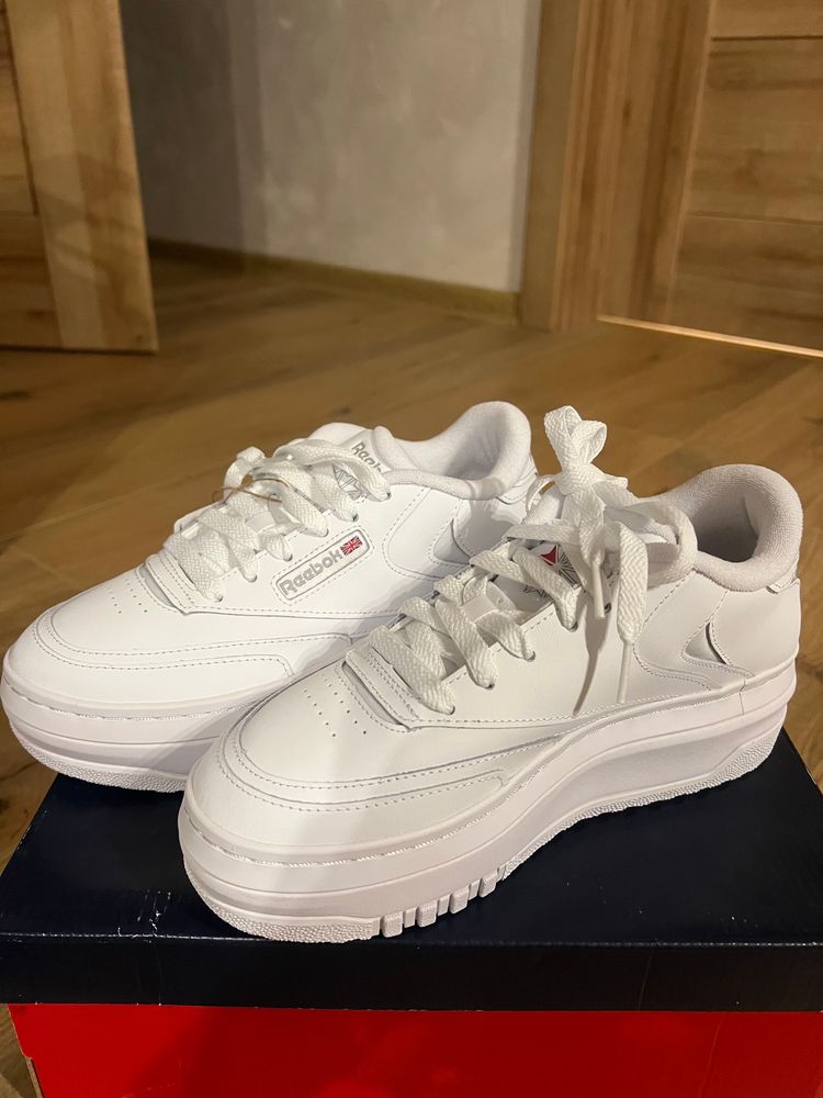 Reebok Reebok White Sneakers 38 size  product image