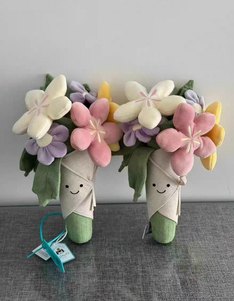 Plush Flower Bouquet Toy 2