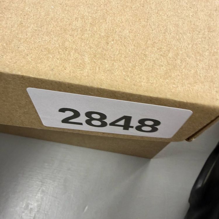 Nike Air Max Plus TN Size UK 10 Triple Black Essential Men's Trainers 604133-050 imagen 10