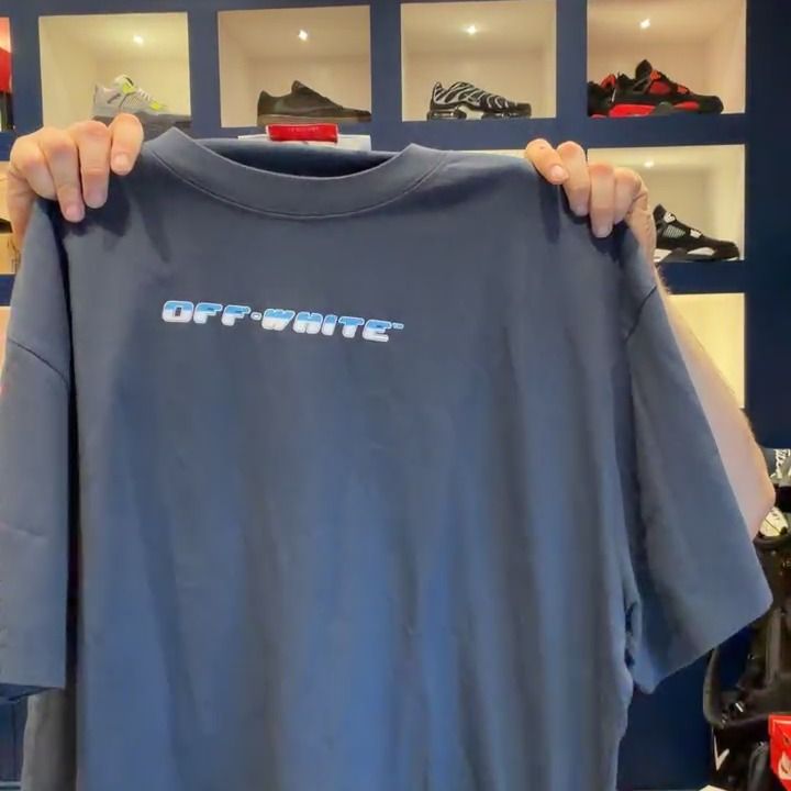 Off-White Offwhite Tshirt Frozen Size M product image
