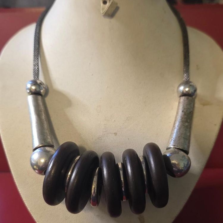 Chunky Necklace With Large Dark Rings And Silver Accents image 1