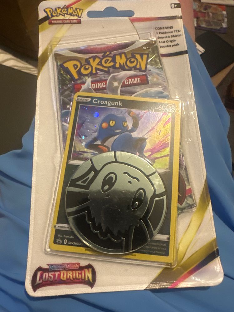 Pokémon Trading Card Game Lost Origin Booster Pack With Croagunk Card And Coin